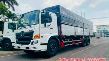 Giá xe tải hino FL8JW7A 14.8 tấn thùng dài 9m4 mui bạt