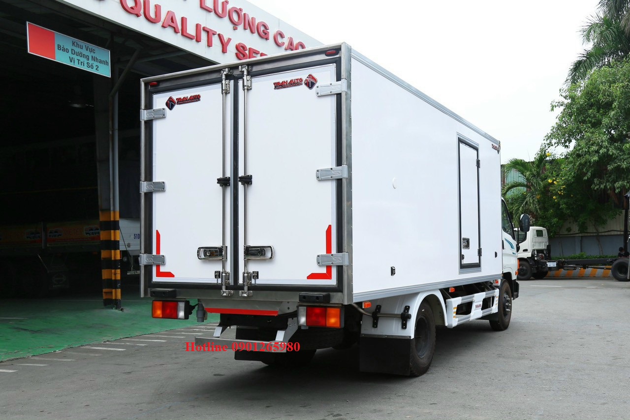 xe tải thùng đông lạnh Hyundai New Mighty 110SP F150 7 tấn, mẫu thùng TRAN AUTO